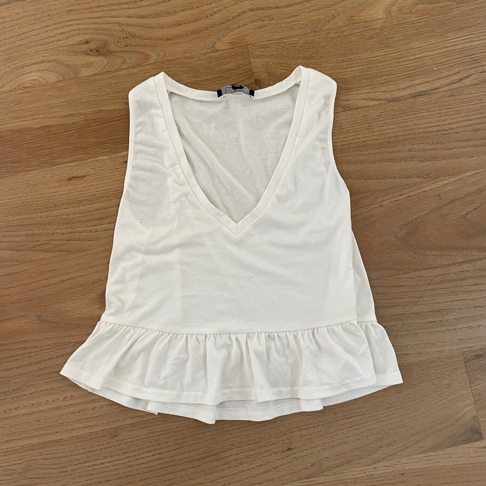 Lulu’s white peplum tank top